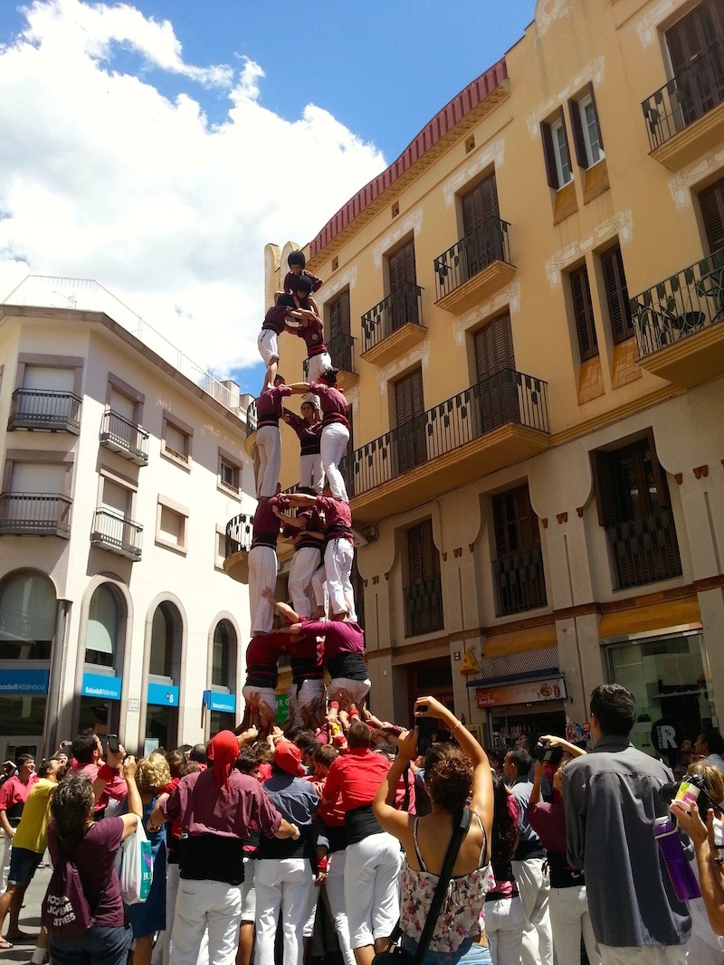 Castellers - completed tower
