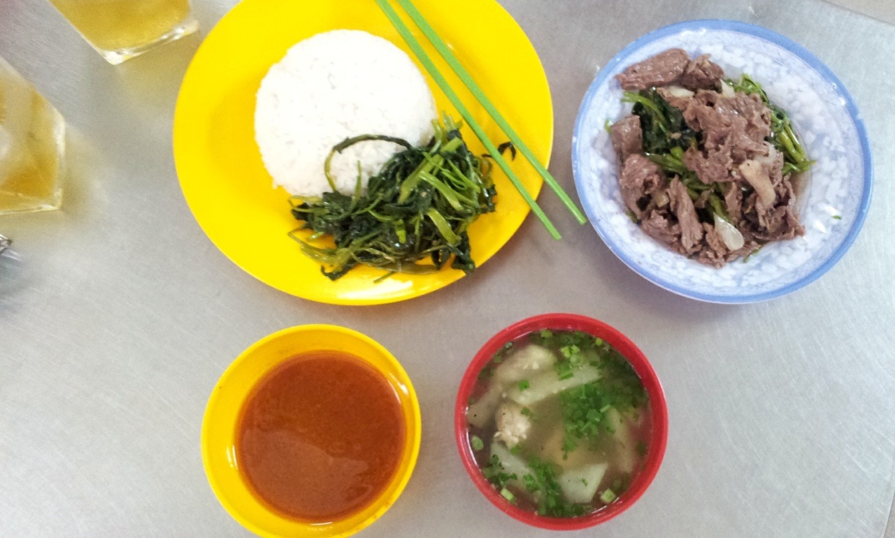 Com Tam Reis mit Rindfleisch