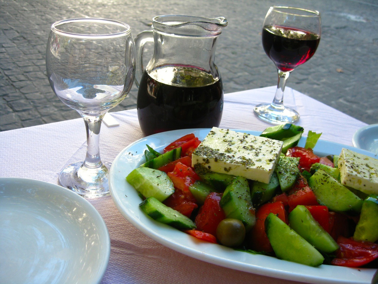 Things to do in Athens for Foodies: Greek Salad