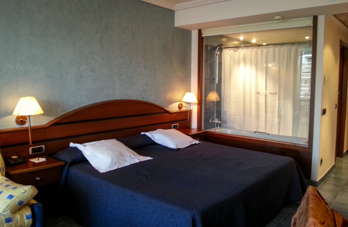 Hotel Port Salins Empuriabrava - The Room