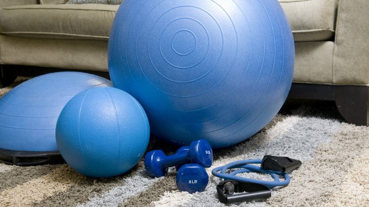 fitness equipment and resistance band